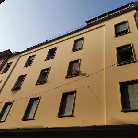 Le Due Torri Sotto Casa Couette-café 3*