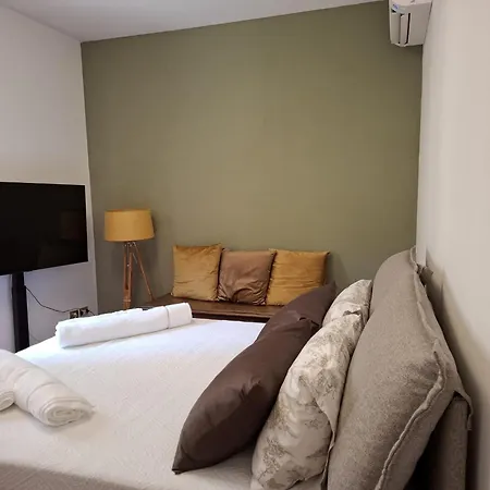 Le Due Torri Sotto Casa 3* Bologna