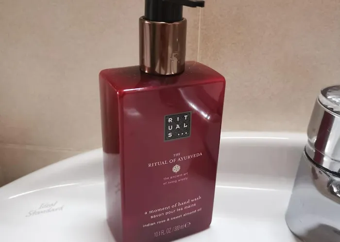 Le Due Torri Sotto Casa B&B