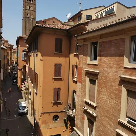 Le Due Torri Sotto Casa Bologna